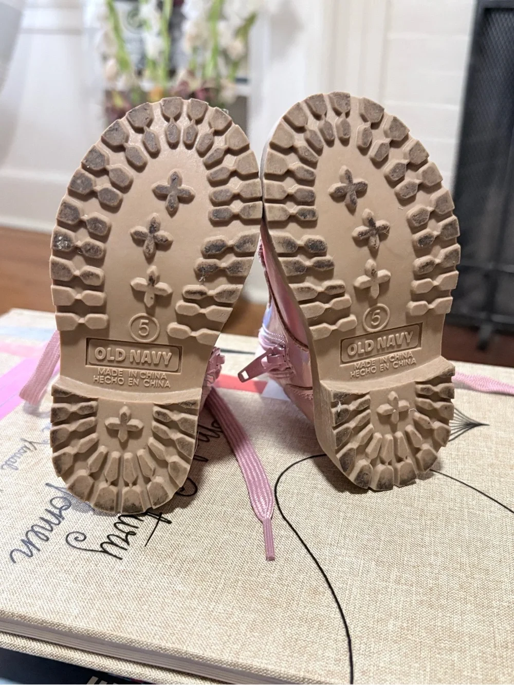Capelli of New York cozy tan